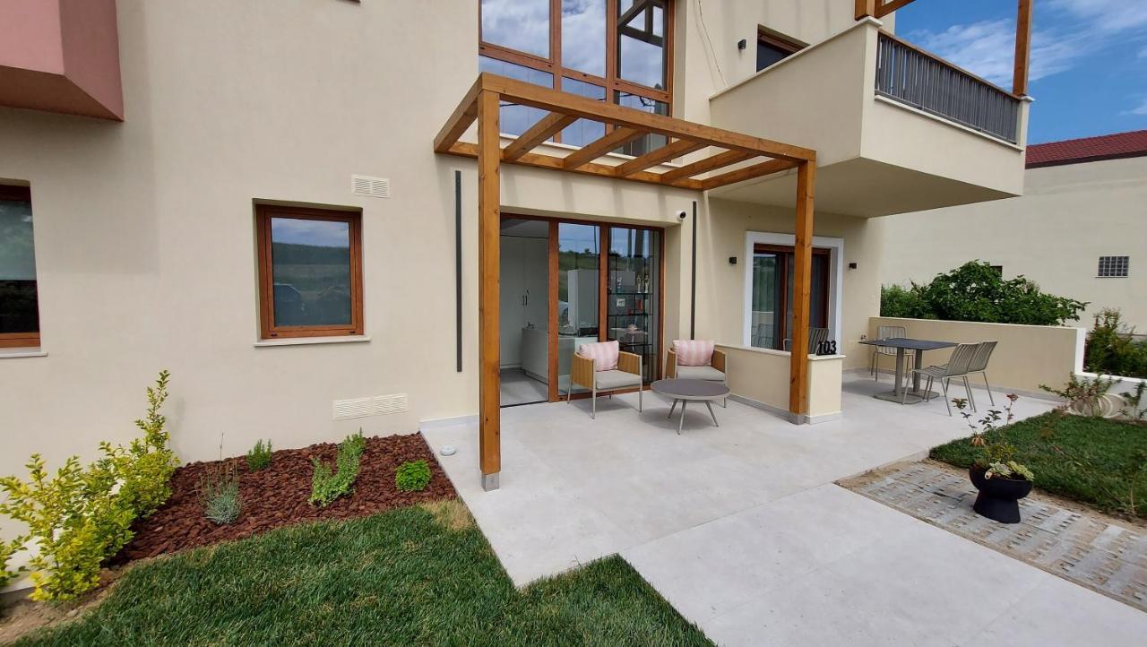 Aparthotel Kynara Elegant Living Ierissós Exterior foto